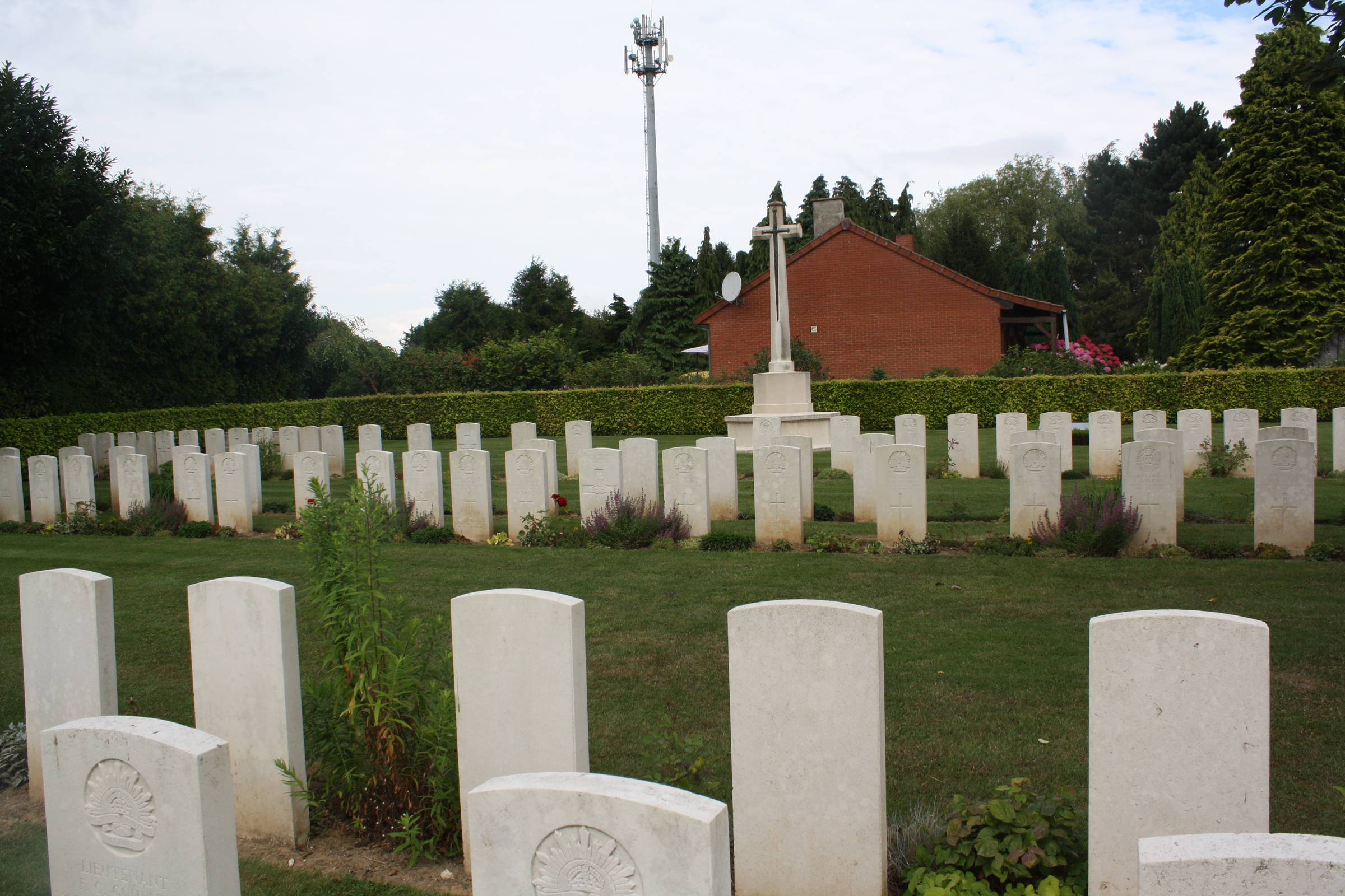 FRANVILLERS COMMUNAL CEMETERY EXTENSION