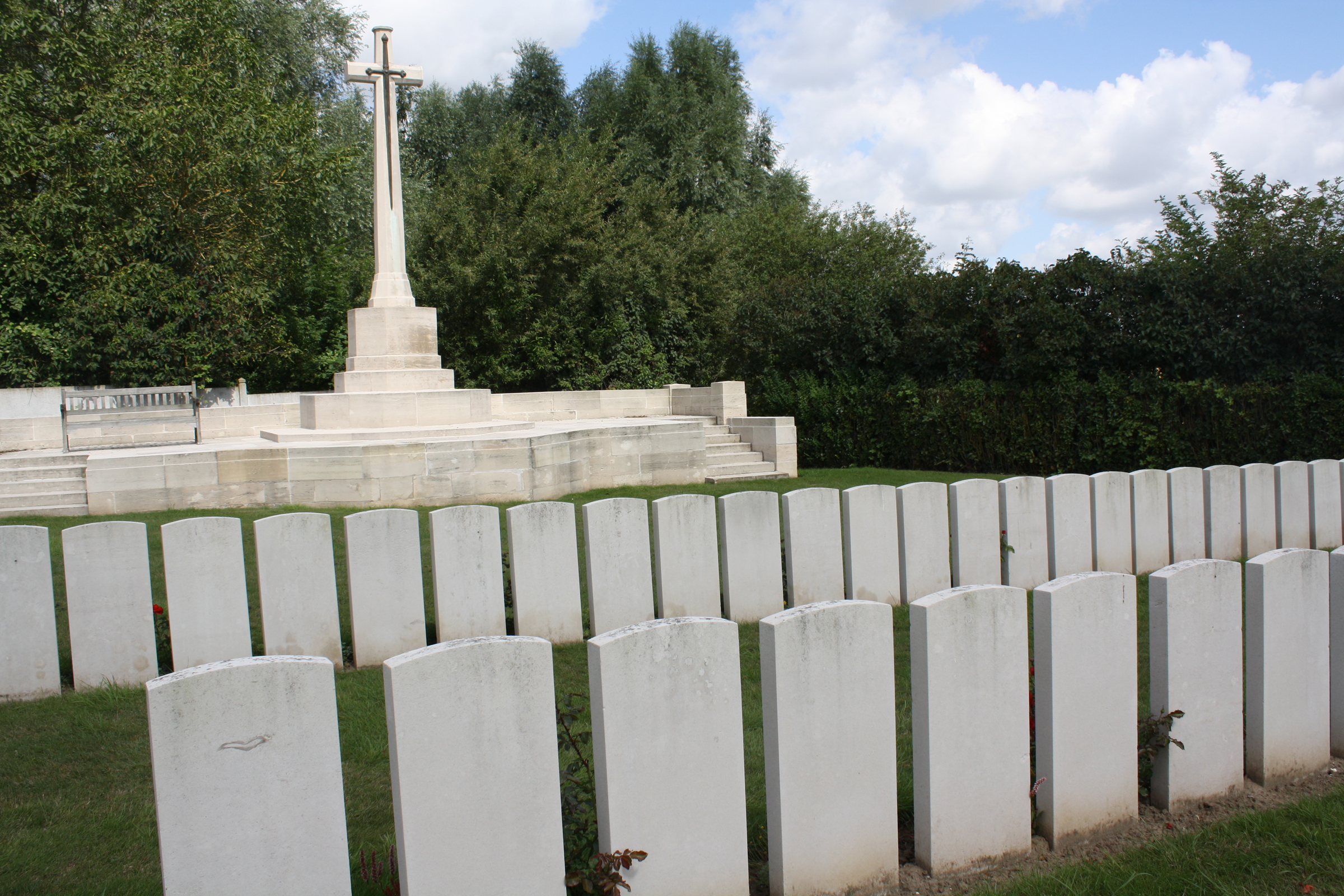 LILLERS COMMUNAL CEMETERY EXTENSION